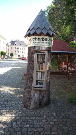 Investitionsvorschlag: Ein Bücherbaum für die Gemeinde Jenaprießnitz/Wogau